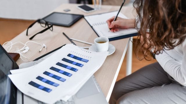 SNSマーケティング　事例　情報収集